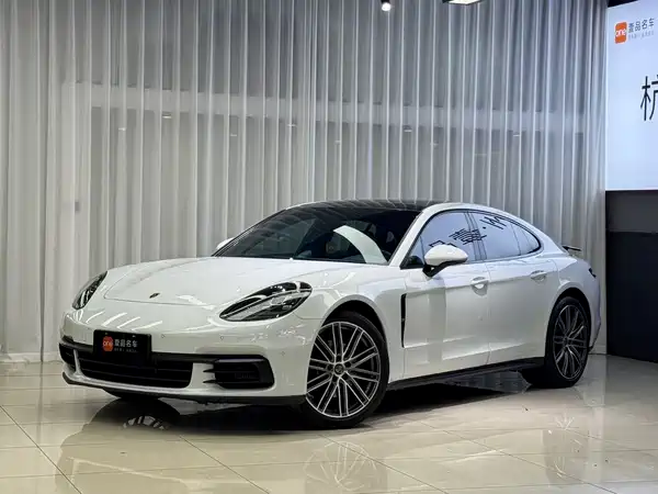 Porsche Panamera 2019