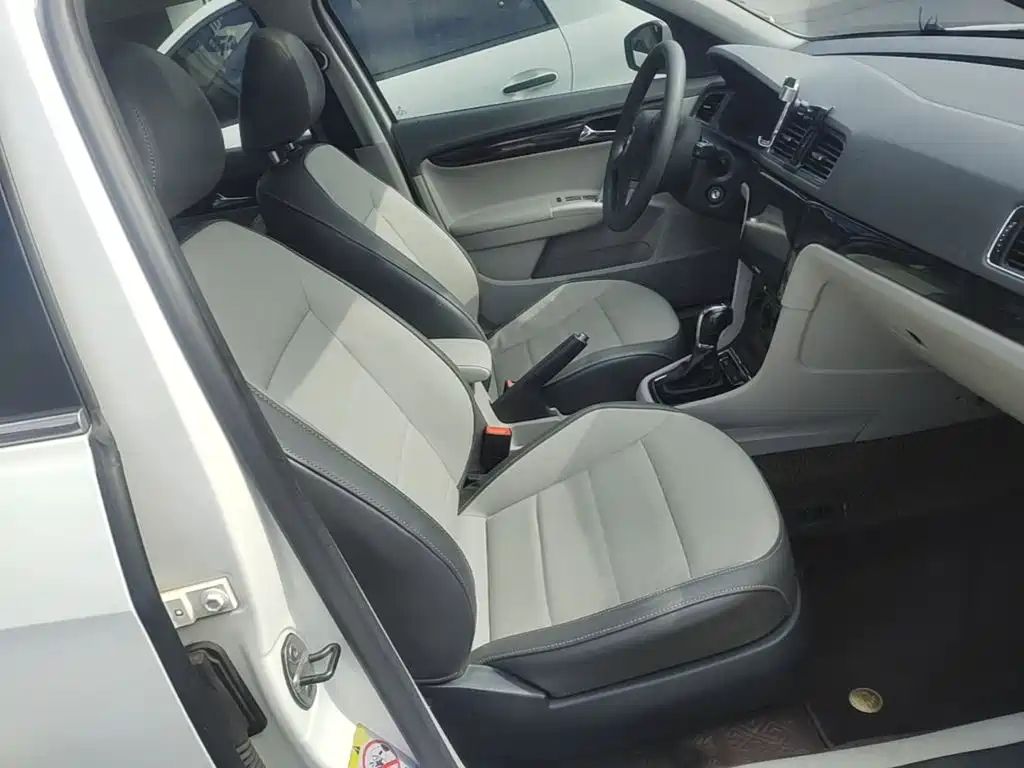 Volkswagen Gran Lavida 2015 — фото 25
