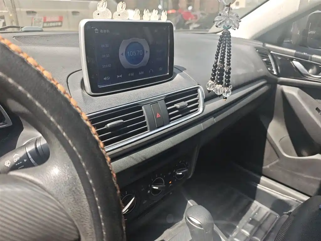Mazda 3 Axela 2015 — фото 14