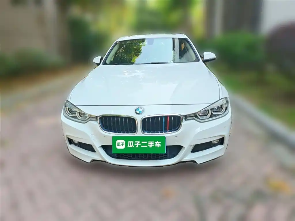 BMW 3 Series 2019 — фото 24