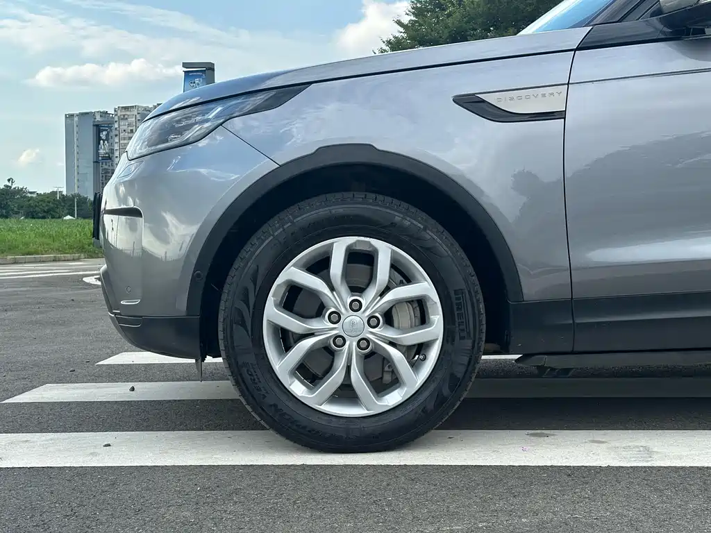 Land Rover Discovery 2020 — фото 4