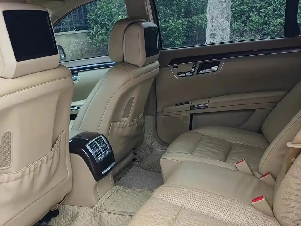 Mercedes-Benz S-Class 2010 — фото 12