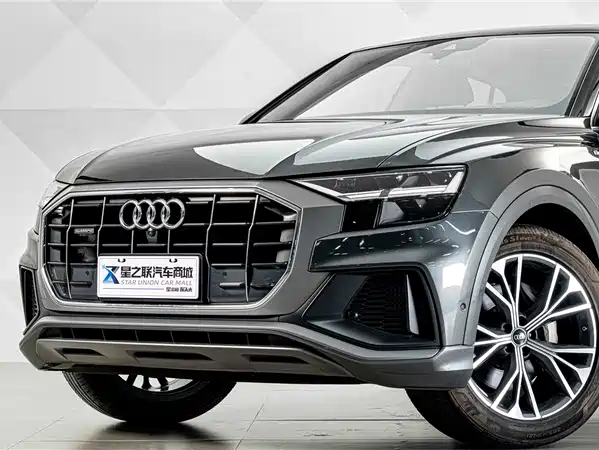 Audi Q8 2021