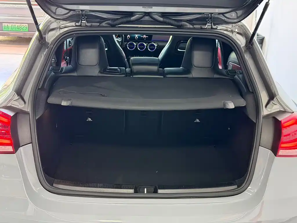 Mercedes-Benz A-Class AMG 2023 — фото 17