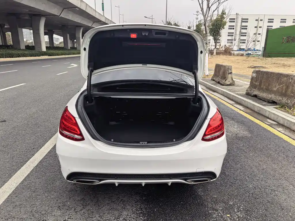 Mercedes-Benz C-Class 2017 — фото 13