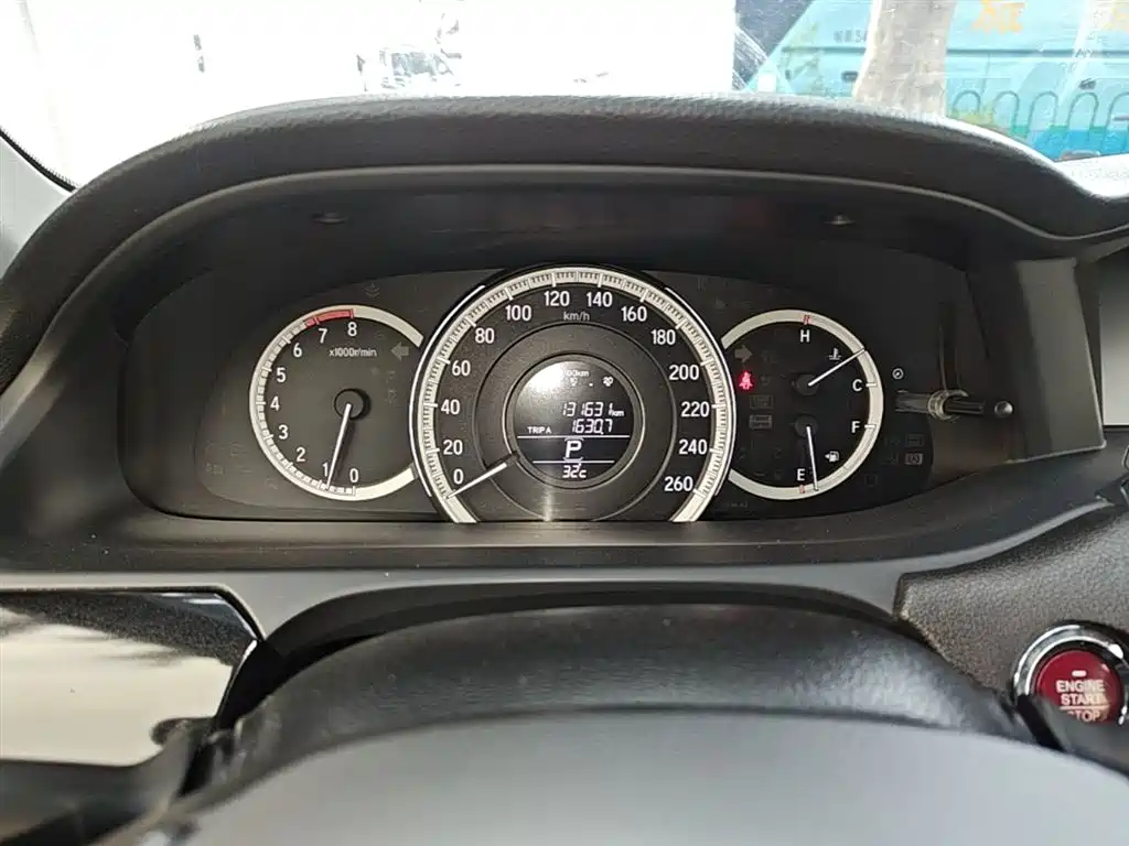 Honda Accord 2017 — фото 12