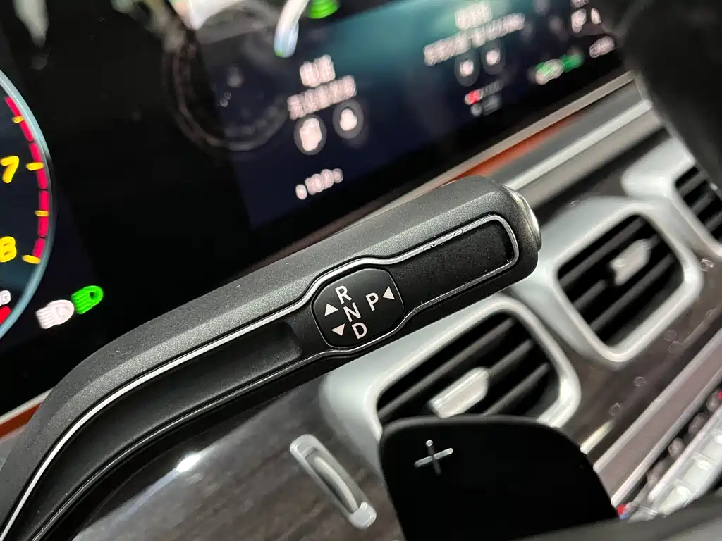 Mercedes-Benz GLE 2021 — фото 19