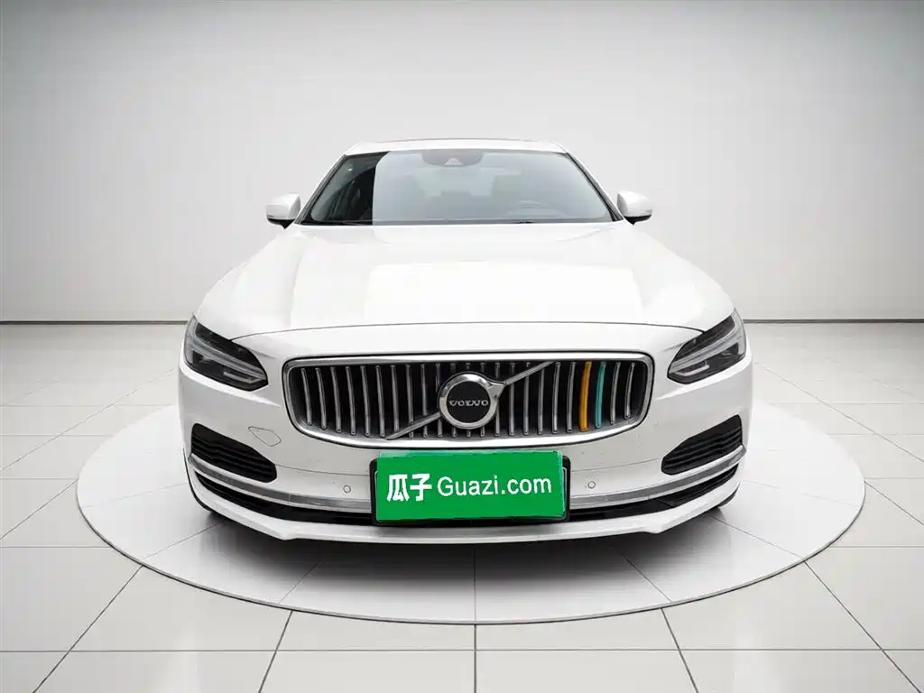 Volvo S90 PHEV 2021 — фото 2