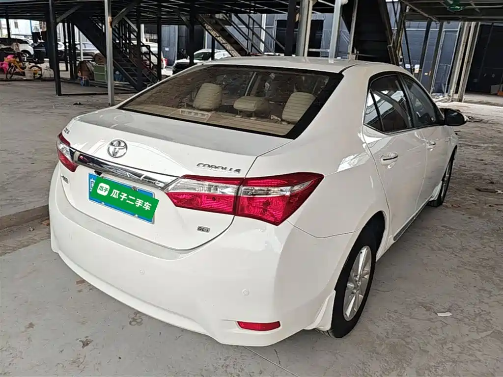Toyota Corolla 2015 — фото 7