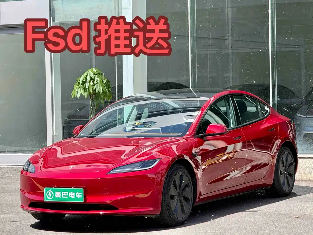 Tesla Model 3 2023 — фото 1