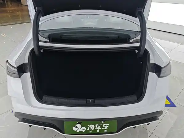 BYD Seal 06 2025