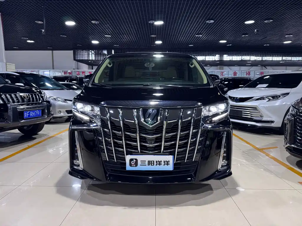 Toyota Alphard 2019 — фото 2