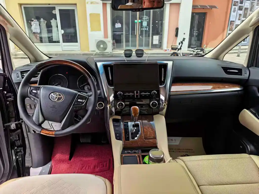 Toyota Alphard 2015 — фото 8