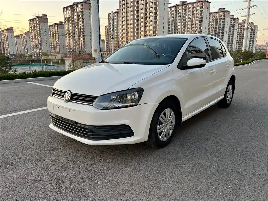 Volkswagen Polo 2018 — фото 1