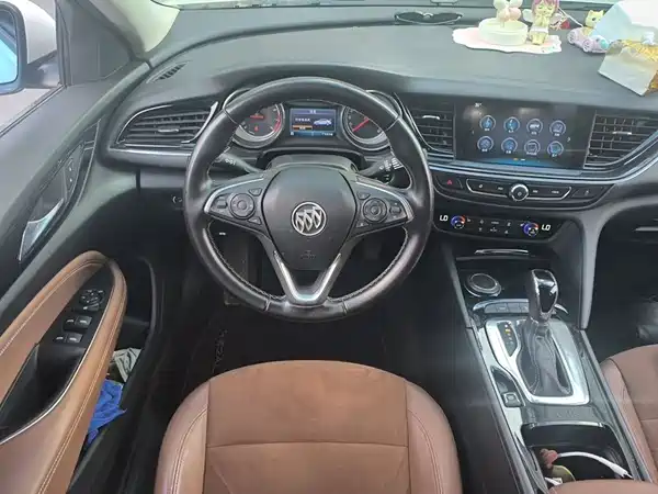 Buick Regal 2020