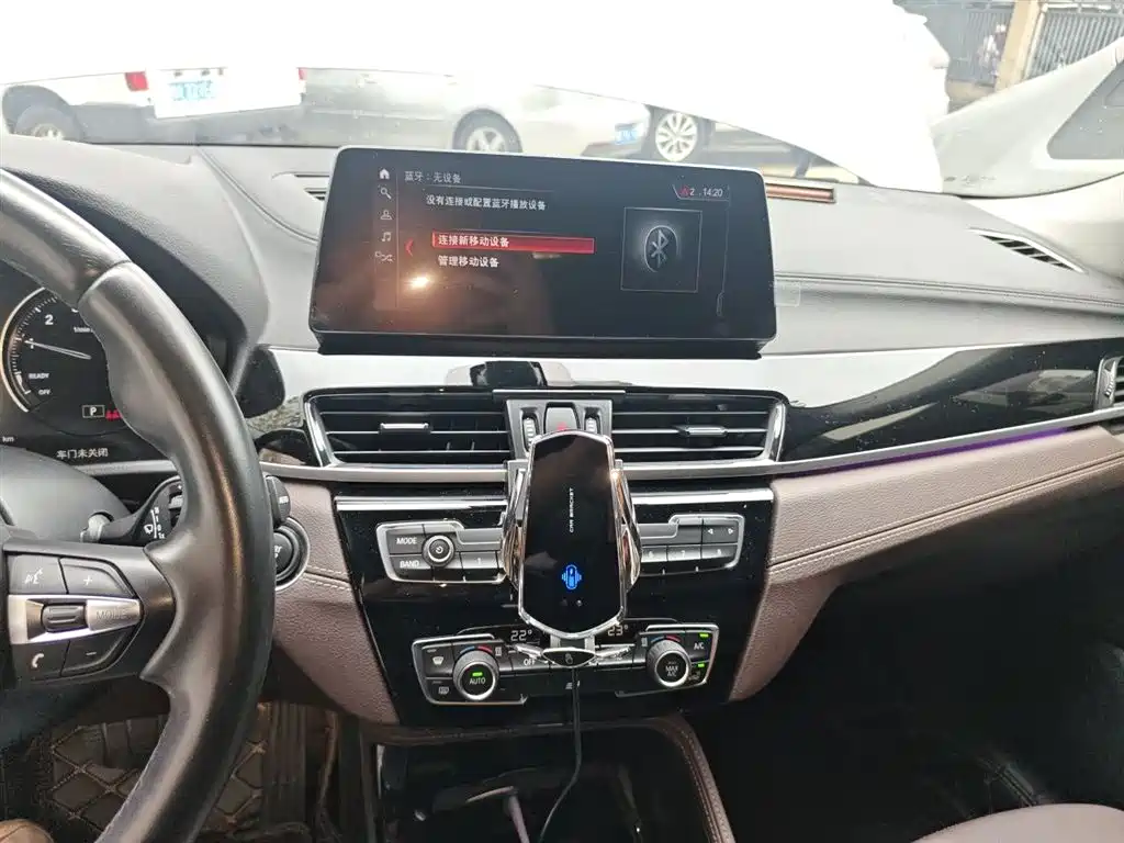 BMW X2 2022 — фото 14
