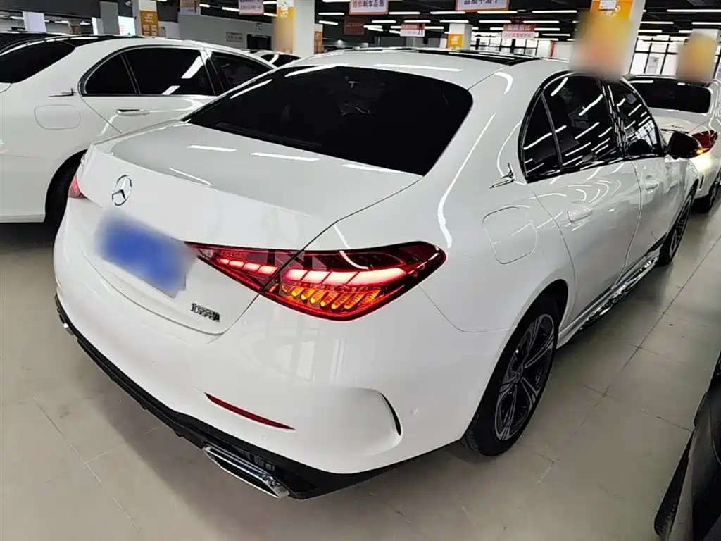 Mercedes-Benz C-Class 2022 — фото 7