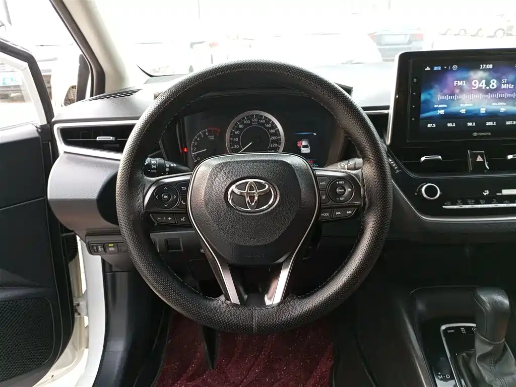 Toyota Corolla 2019 — фото 7