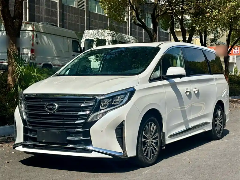 GAC Motor Trumpchi M8 2022 — фото 1