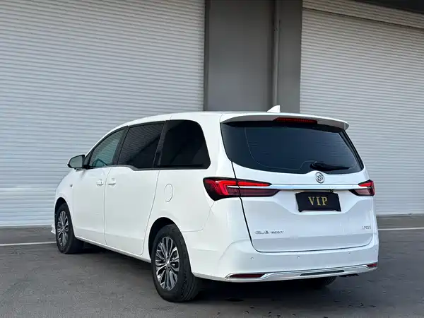 Buick GL8 2021