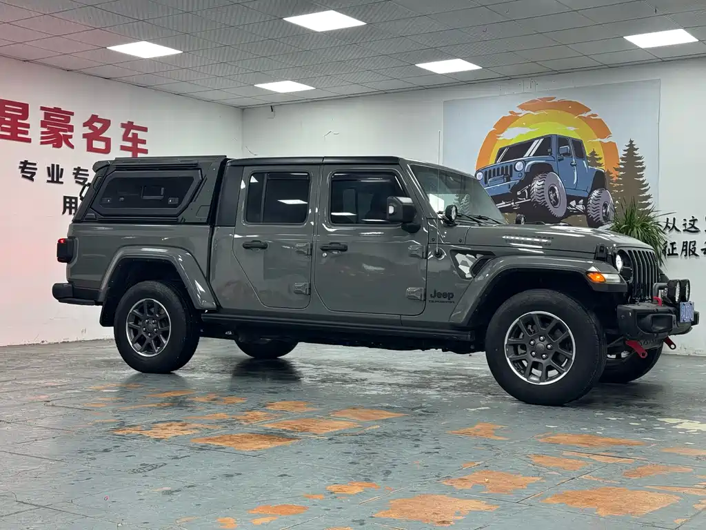 Jeep Gladiator 2022 — фото 2