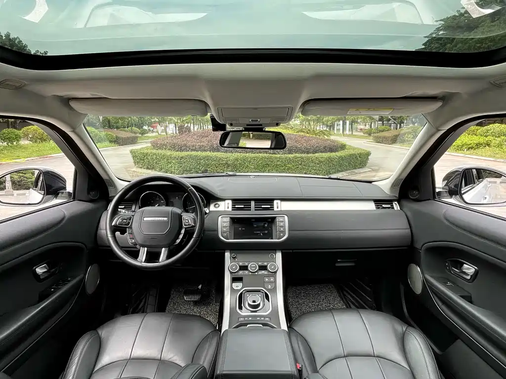 Land Rover Evoque 2018 — фото 14