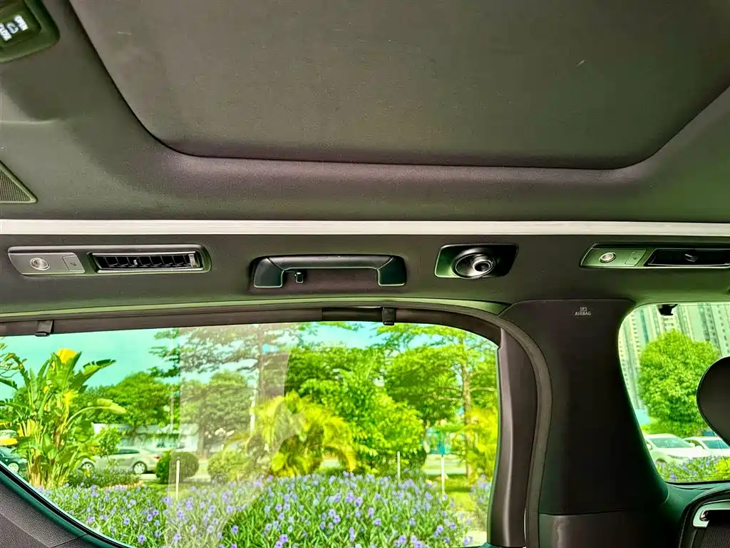 Toyota Vellfire 2019 — фото 18