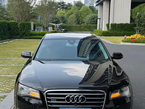 Audi A8 2014