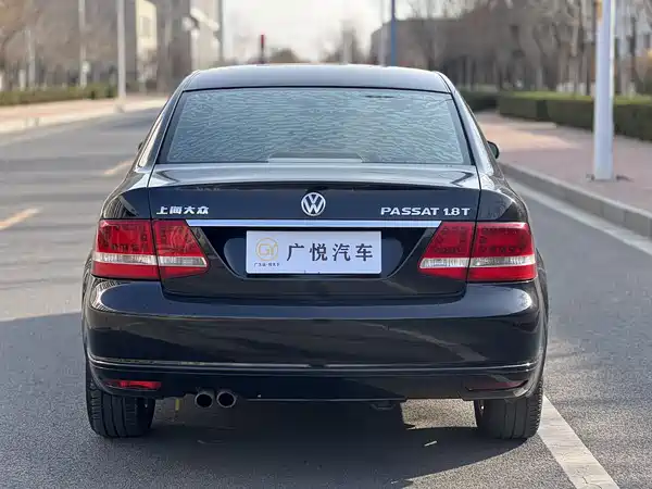 Volkswagen Passat 2011