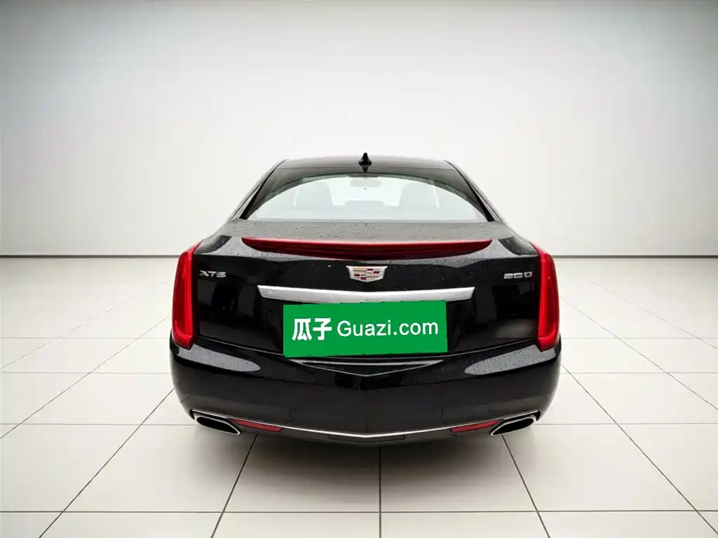Cadillac XTS 2017 — фото 4