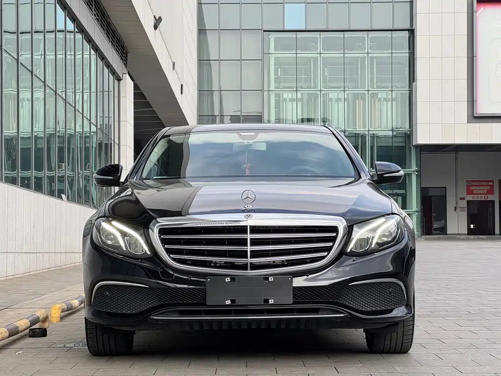 Mercedes-Benz E-Class 2020 — фото 3