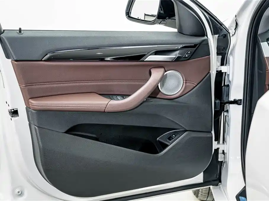 BMW X2 2023 — фото 16