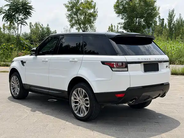 Land Rover Range Rover Sport 2016