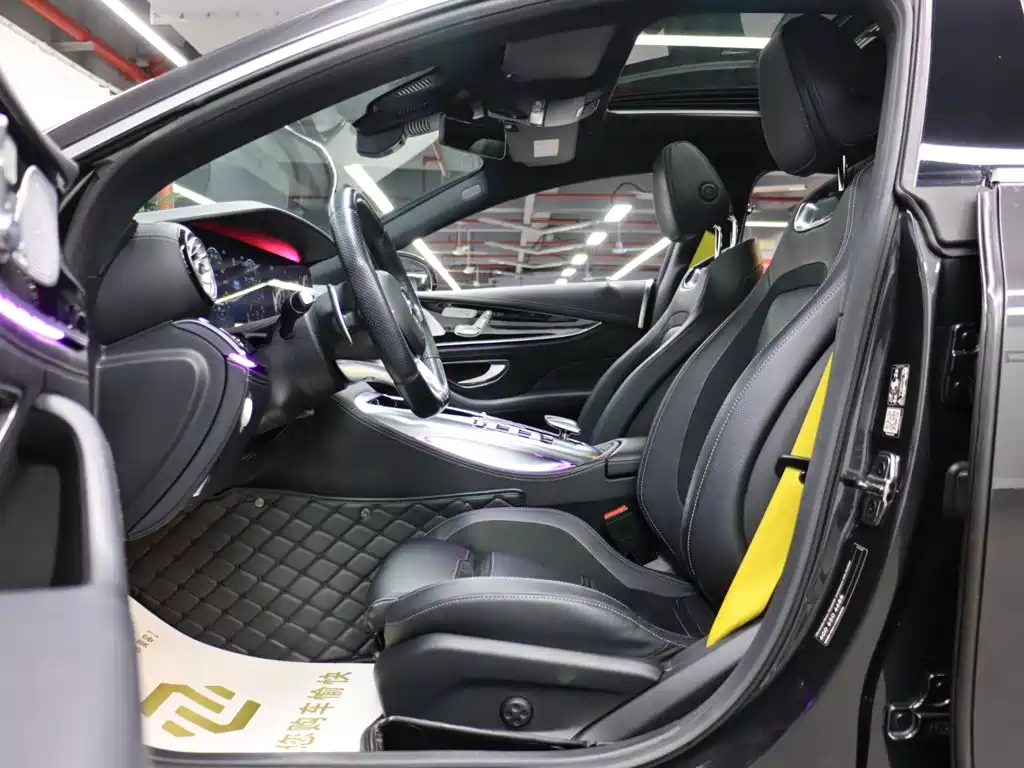 Mercedes-Benz AMG GT 2020 — фото 16