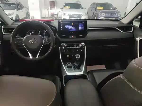 Toyota RAV4 2023