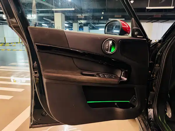 MINI JCW COUNTRYMAN 2018