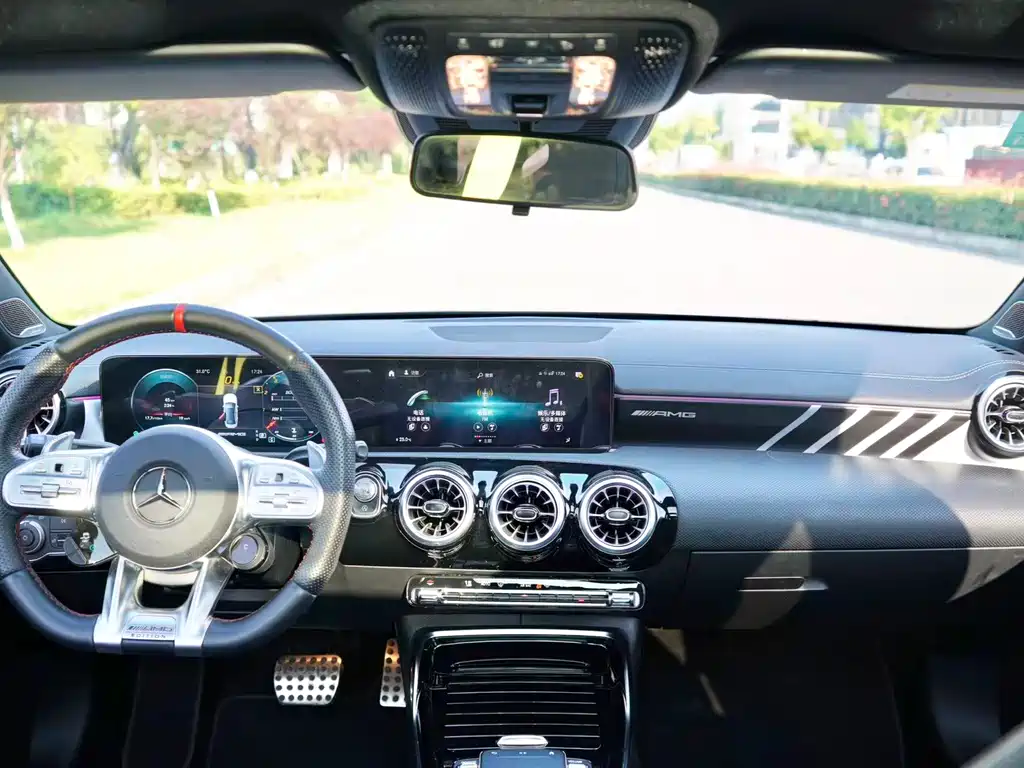 Mercedes-Benz A-Class AMG 2022 — фото 13