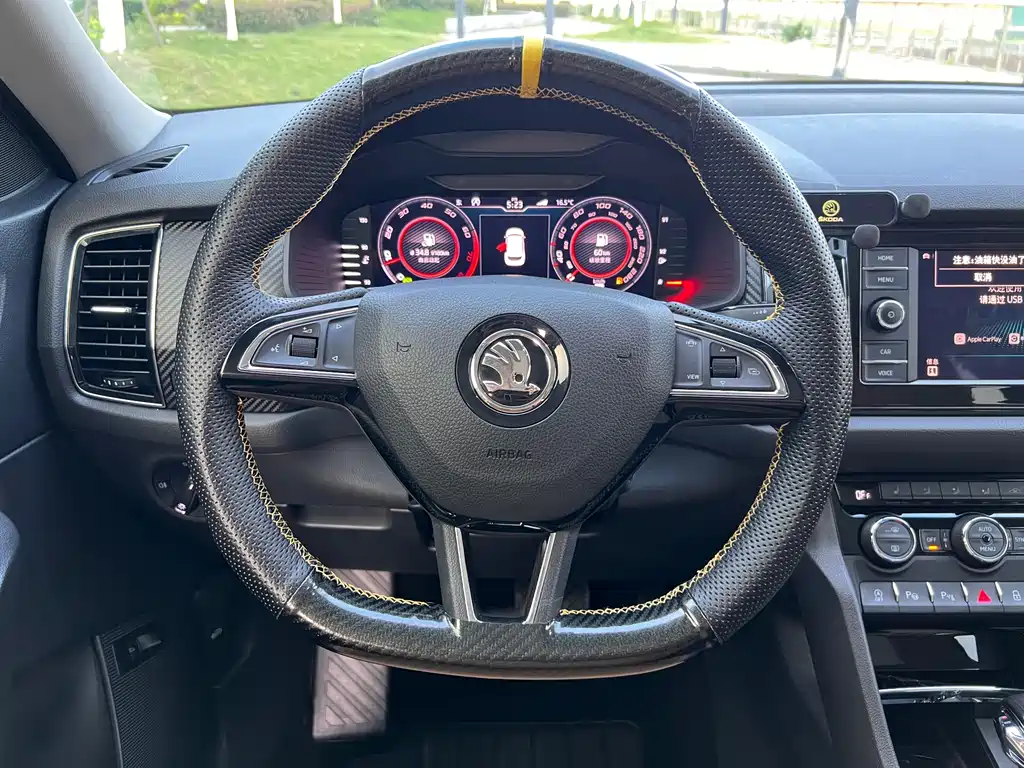 Skoda Kodiaq GT 2021 — фото 15