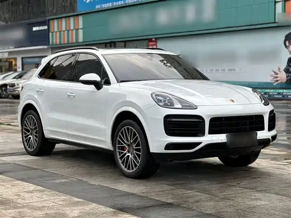 Porsche Cayenne 2023