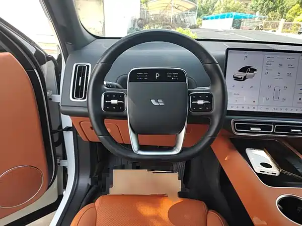 Li Auto L7 2025