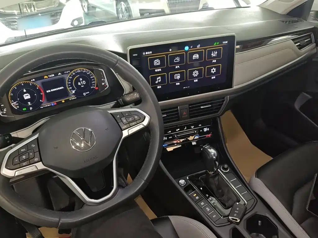 Volkswagen Bora 2024