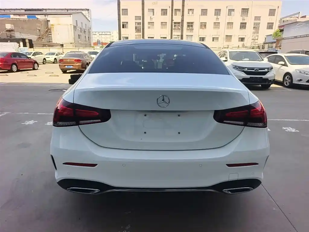 Mercedes-Benz A-Class 2023 — фото 6