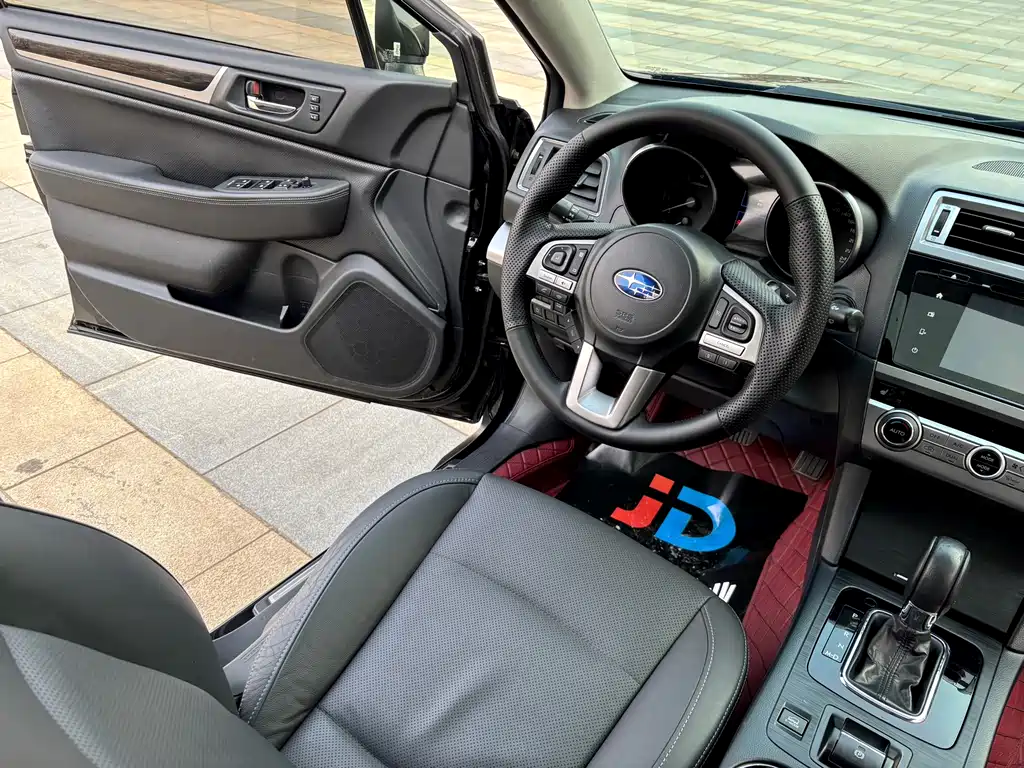 Subaru Outback 2015 — фото 22