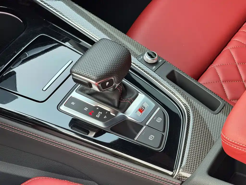 Audi S4 2021 — фото 11