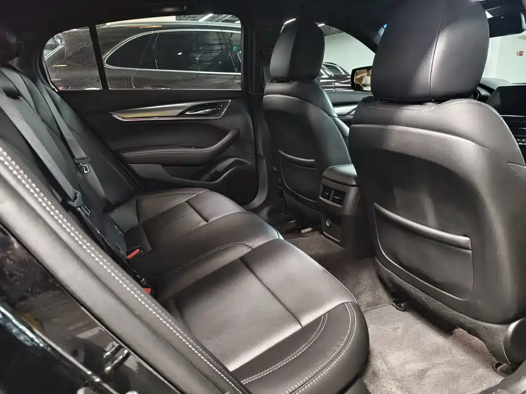 Cadillac CT5 2023 — фото 13