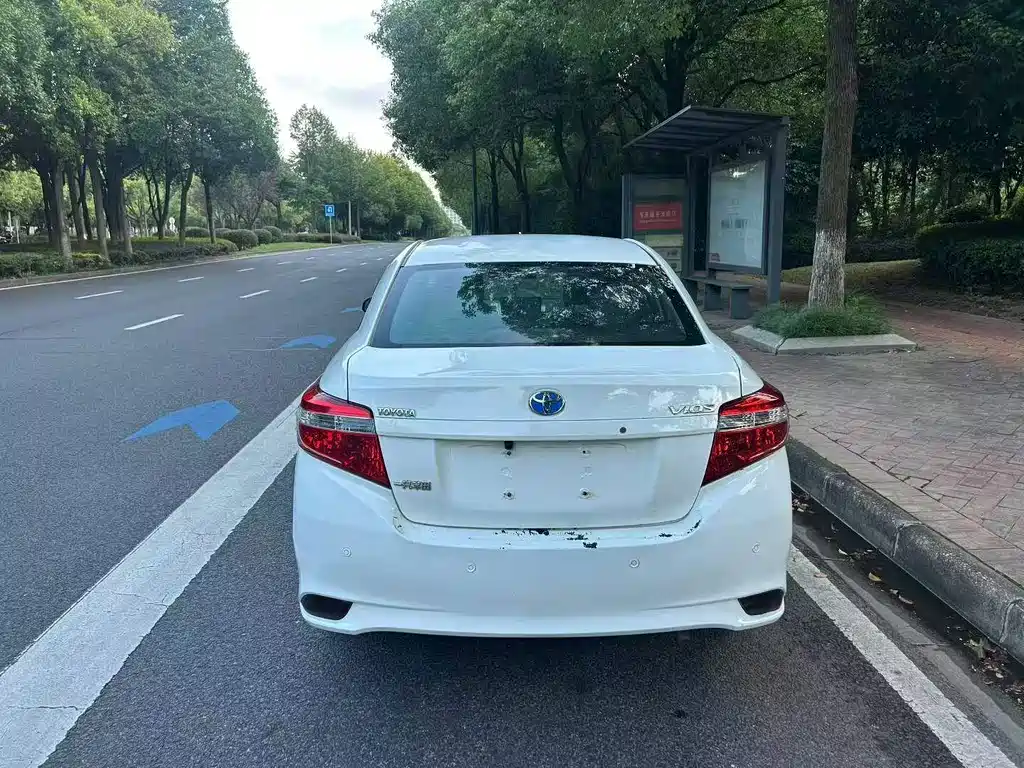 Toyota Vios 2016 — фото 9