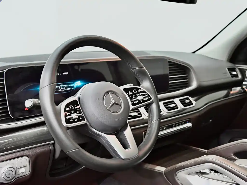 Mercedes-Benz GLE 2020 — фото 19