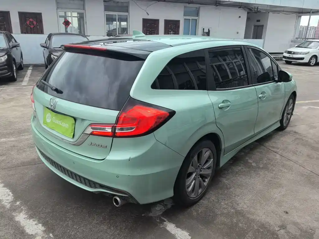 Honda Jade 2017