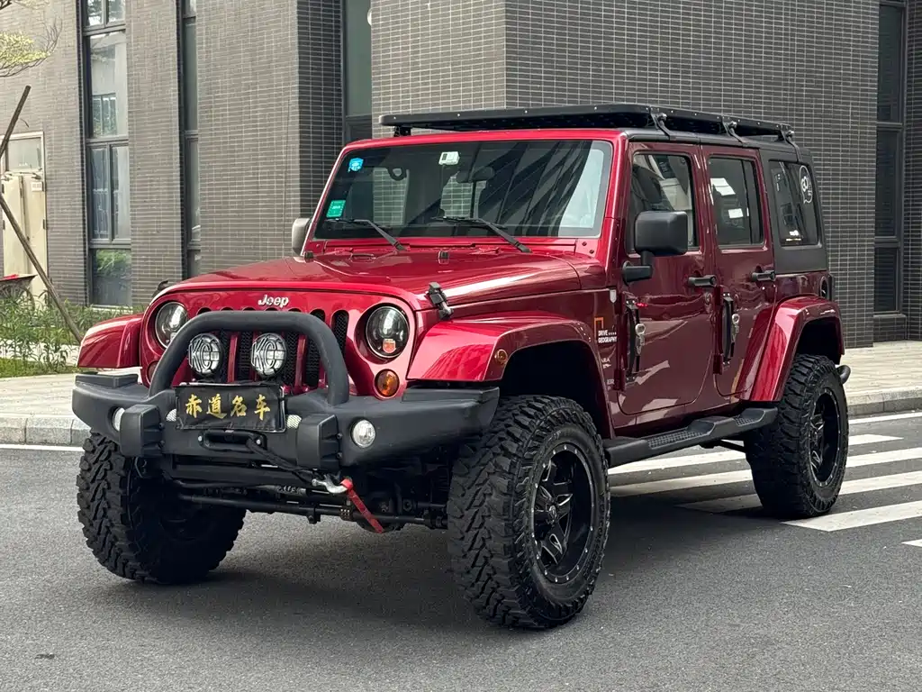 Jeep Wrangler 2012 — фото 1