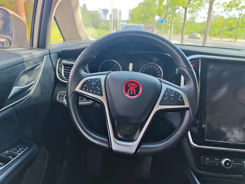 BYD MAX 2018 — фото 16